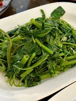 Steamed Broccoli with Oyster Sauce